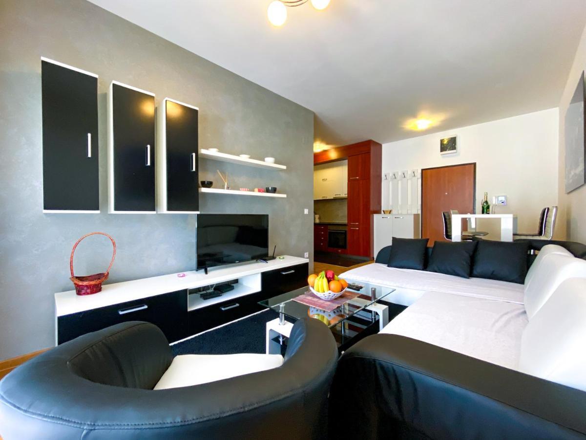 בודווה Apartments Luka Bu2 מראה חיצוני תמונה